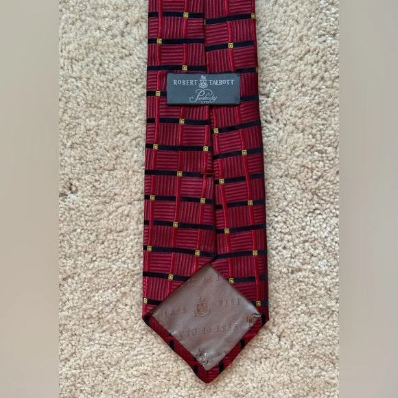 Robert Talbott Peabody Ltd. Dark Red 100% Silk Tie - EUC - Geometric - Hand Sewn - Picture 2 of 7